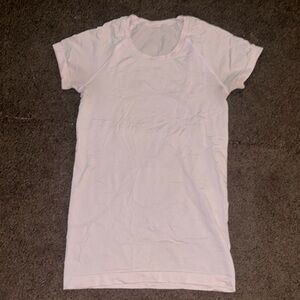 LULULEMON light pink short sleeve swiftly tech, size 0